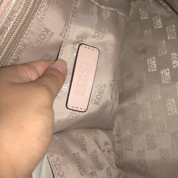 Michael Kors Bag - Picture 7 of 7